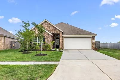 9802 Highland Harvest Drive, Baytown, TX 77521 - Photo 1