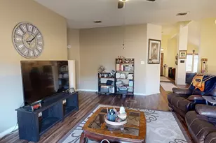 8110 Glorieta Dr, Houston, TX 77083 - Photo 7