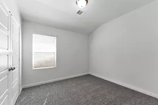 208 Charles Rdg Dr, Montgomery, TX 77316 - Photo 33