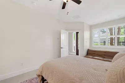 1102 W 15th Street, Houston, TX 77008 - Photo 7
