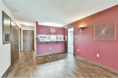 529 Southwest Parkway Parkway #203, College Station, TX 77840 - Photo 11