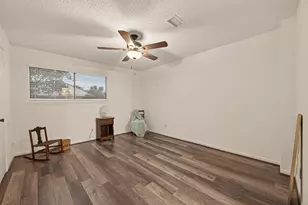 14437 Still Meadow Dr S, Houston, TX 77079 - Photo 17