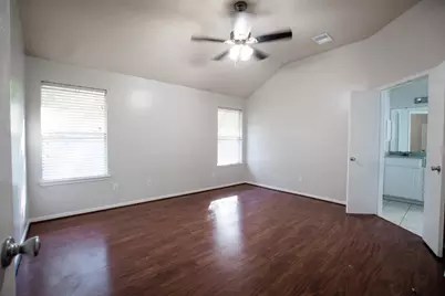 1606 Blossom Creek Court, Houston, TX 77339 - Photo 9