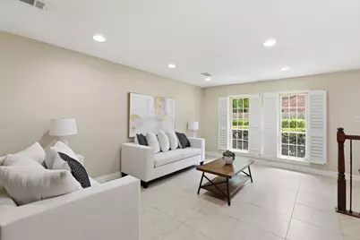 13132 Trail Hollow Drive #3132, Houston, TX 77079 - Photo 7