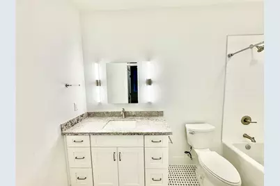 2102 Mechanic Street #201, Galveston, TX 77550 - Photo 7