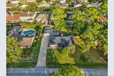 3727 Rau Drive, Dickinson, TX 77539 - Photo 5