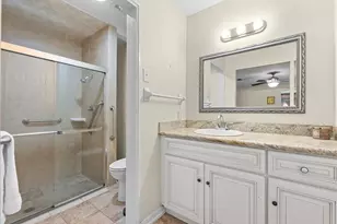 3727 Rau Dr, Dickinson, TX 77539 - Photo 33