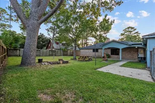 3727 Rau Dr, Dickinson, TX 77539 - Photo 45