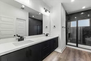5004 Yesenia Palm St, Houston, TX 77021 - Photo 21