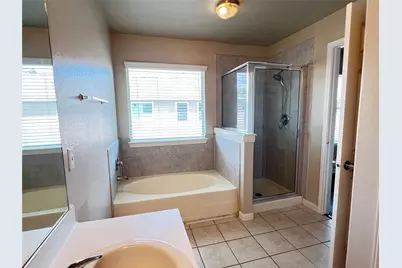 6026 Yorkglen Manor Lane, Houston, TX 77084 - Photo 17