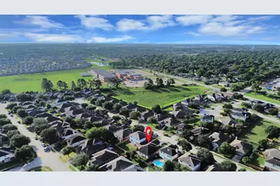 10310 Mills Pass Drive, Houston, TX 77070 - Photo 9