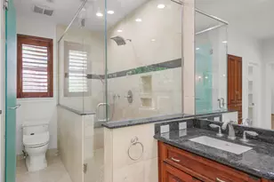201 Vanderpool Ln, Houston, TX 77024 - Photo 35