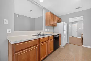 19311 Otter Trail Ct, Katy, TX 77449 - Photo 9