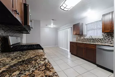 10502 Mist Lane, Houston, TX 77070 - Photo 13