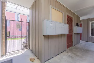 600 19th Street #16, Galveston, TX 77550 - Photo 25