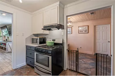 4801 44th Street, Dickinson, TX 77539 - Photo 13
