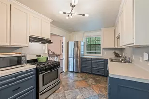 4801 44th St, Dickinson, TX 77539 - Photo 9
