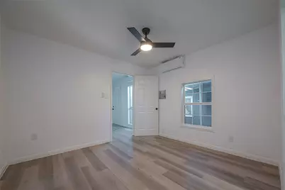 3320 Hays Street #B, Pasadena, TX 77503 - Photo 9