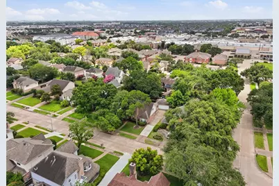 12527 Piping Rock Drive, Houston, TX 77077 - Photo 31