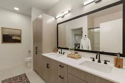 3001 W 11th Street #575, Houston, TX 77008 - Photo 1