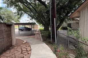 8149 Sands Point Dr, Houston, TX 77036 - Photo 3