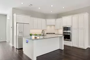 1224 Murrayhill Dr, Houston, TX 77043 - Photo 9