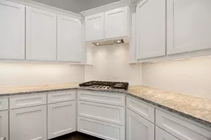 1224 Murrayhill Dr, Houston, TX 77043 - Photo 11