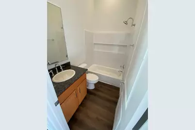 3253 Real Street #B, Houston, TX 77087 - Photo 5