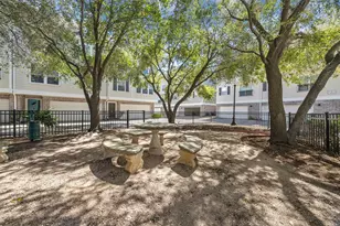 3001 Murworth Dr, Houston, TX 77025 - Photo 13