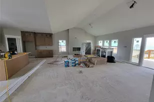13031 Jolly Roger Dr, Freeport, TX 77541 - Photo 5