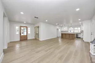 26206 Maplewood Dr, Spring, TX 77386 - Photo 13