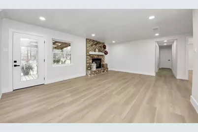 26206 Maplewood Drive, Spring, TX 77386 - Photo 15