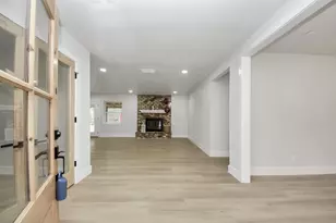 26206 Maplewood Dr, Spring, TX 77386 - Photo 5