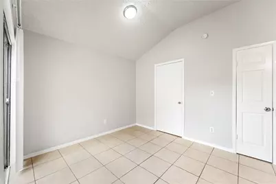 10746 Staghill Drive, Houston, TX 77064 - Photo 13