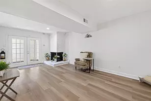 724 Country Pl Dr, Houston, TX 77079 - Photo 5