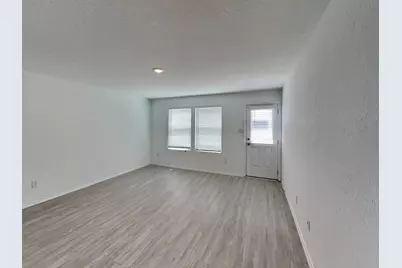 116 Hollywood Drive, New Braunfels, TX 78130 - Photo 3