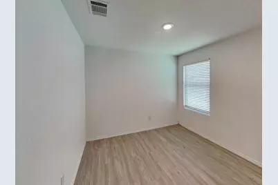 116 Hollywood Drive, New Braunfels, TX 78130 - Photo 13