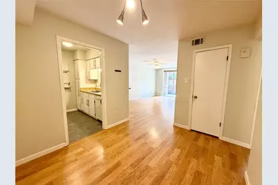 4639 Wild Indigo Street #463, Houston, TX 77027 - Photo 9