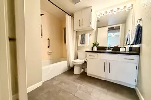 4639 Wild Indigo St, Houston, TX 77027 - Photo 21
