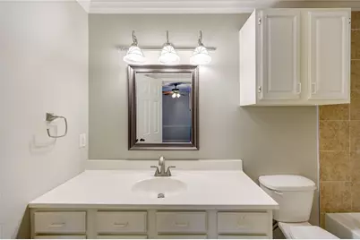 940 Wycliffe Drive #6, Houston, TX 77079 - Photo 17