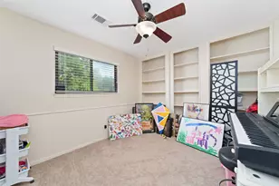 12627 Cloverwood Dr, Cypress, TX 77429 - Photo 23