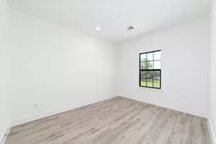 11942 S Hoa Sen Cir, Houston, TX 77072 - Photo 17