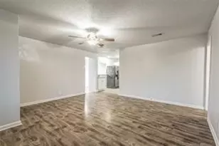 10409 Chesterfield Dr, Houston, TX 77051 - Photo 5