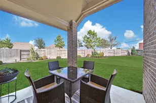 11030 Sarah Bluff Ln, Cypress, TX 77433 - Photo 43