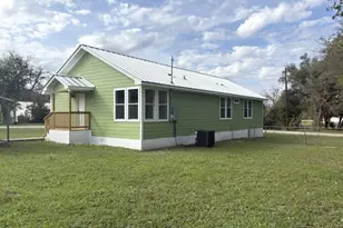 102 Terral Ct, Cameron, TX 76520 - Photo 3