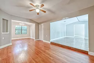 1918 Westcrest Dr, Houston, TX 77055 - Photo 7