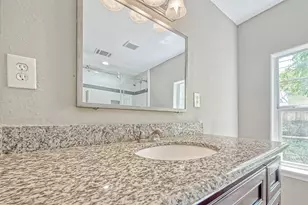1918 Westcrest Dr, Houston, TX 77055 - Photo 29