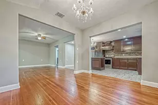 1918 Westcrest Dr, Houston, TX 77055 - Photo 13
