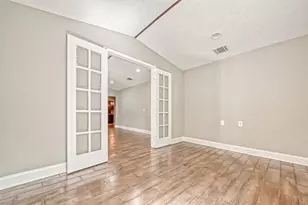 1918 Westcrest Dr, Houston, TX 77055 - Photo 25