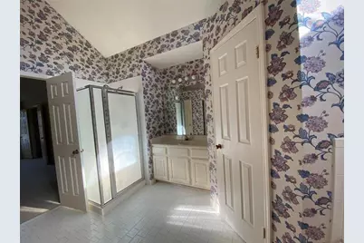 13606 Midfield Glen Court, Houston, TX 77059 - Photo 19